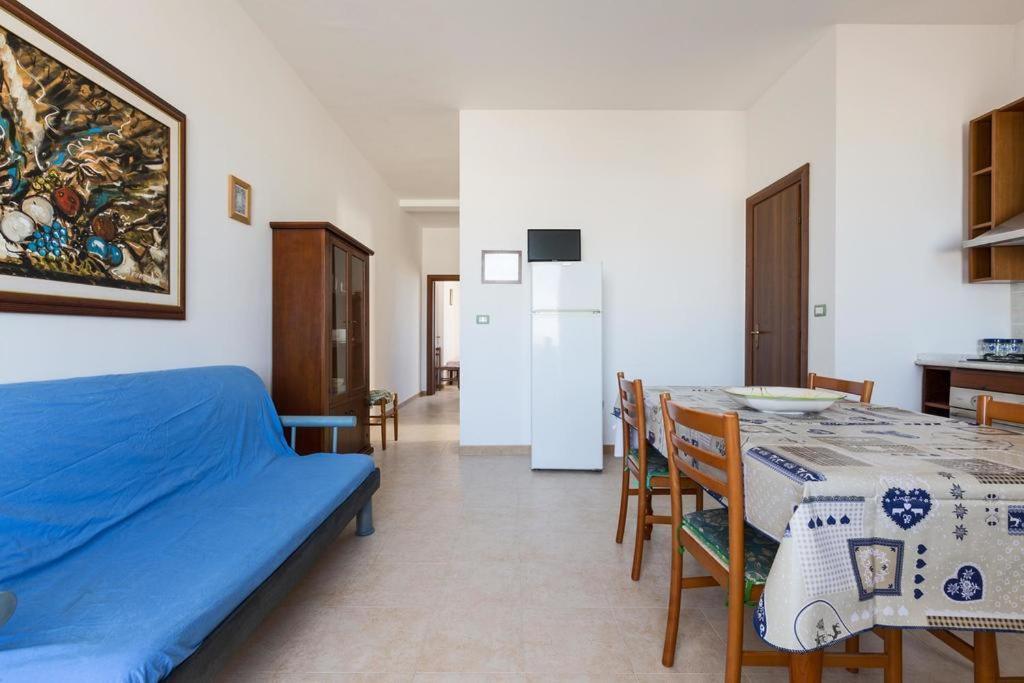 Casa Vacanza Mare Blu Torre Lapillo Exterior photo