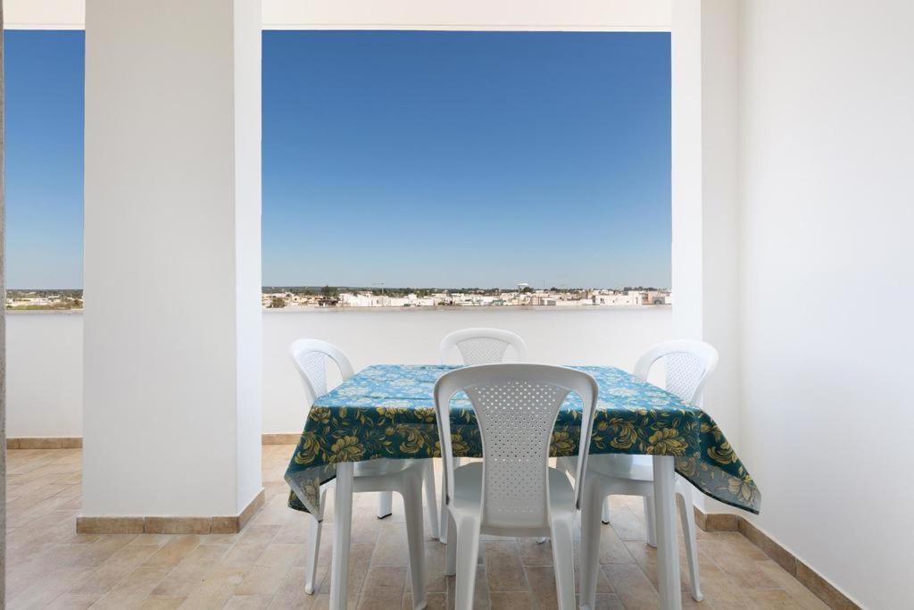 Casa Vacanza Mare Blu Torre Lapillo Exterior photo